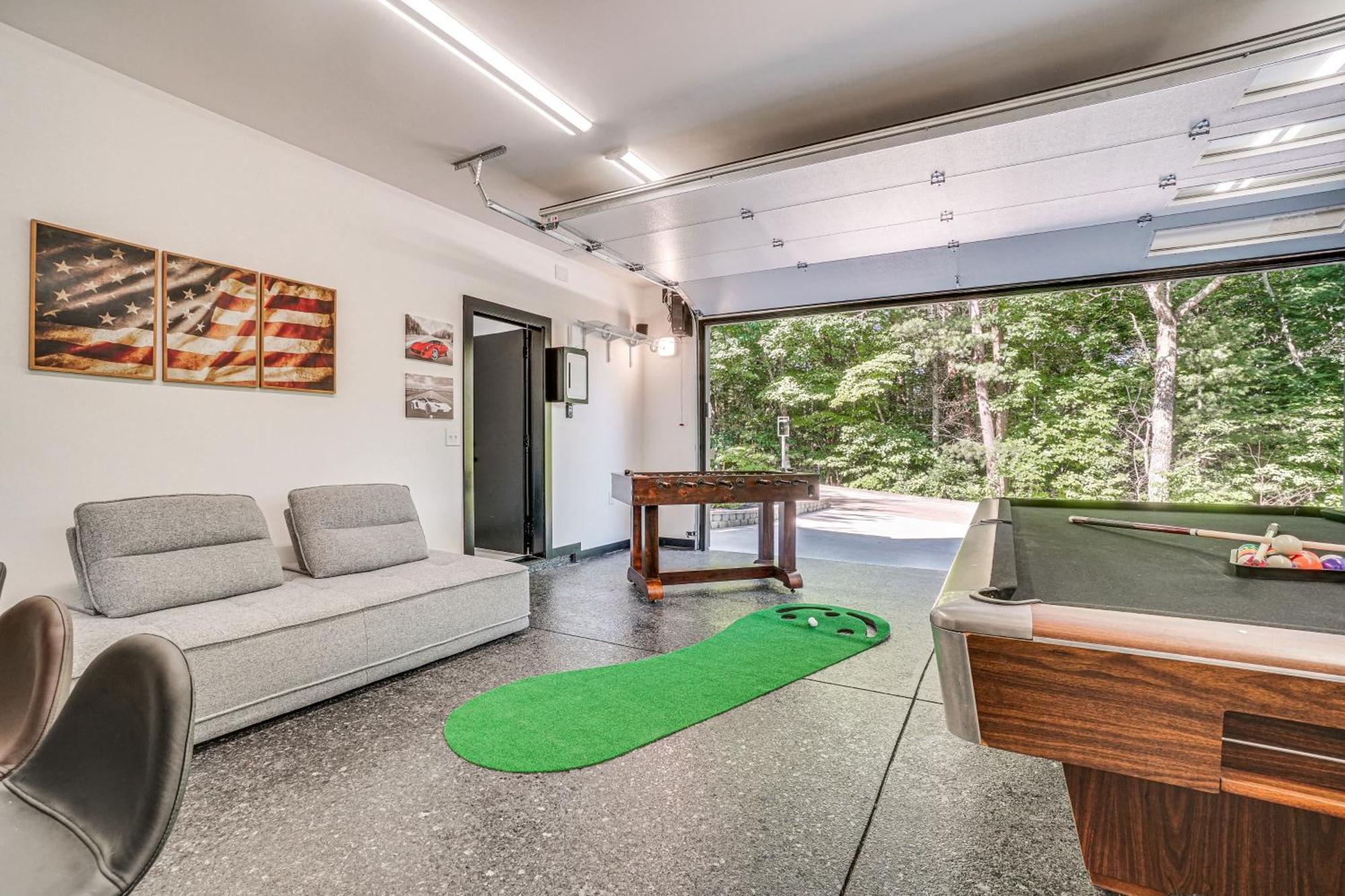 Luxury Modern Home On Golf Course With Game Room! Helen Kültér fotó